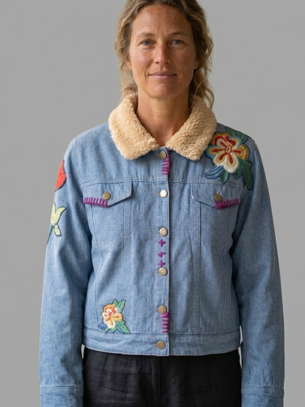 Natural Life Embroidered Denim Jacket Faux Fur Boho embroidery patches Size M